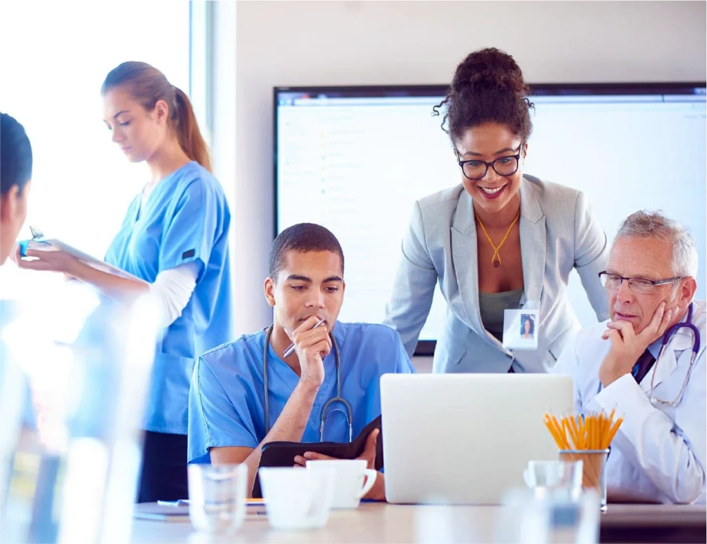 How MaxRemind Helps Plastic Surgeons Get Paid Timely